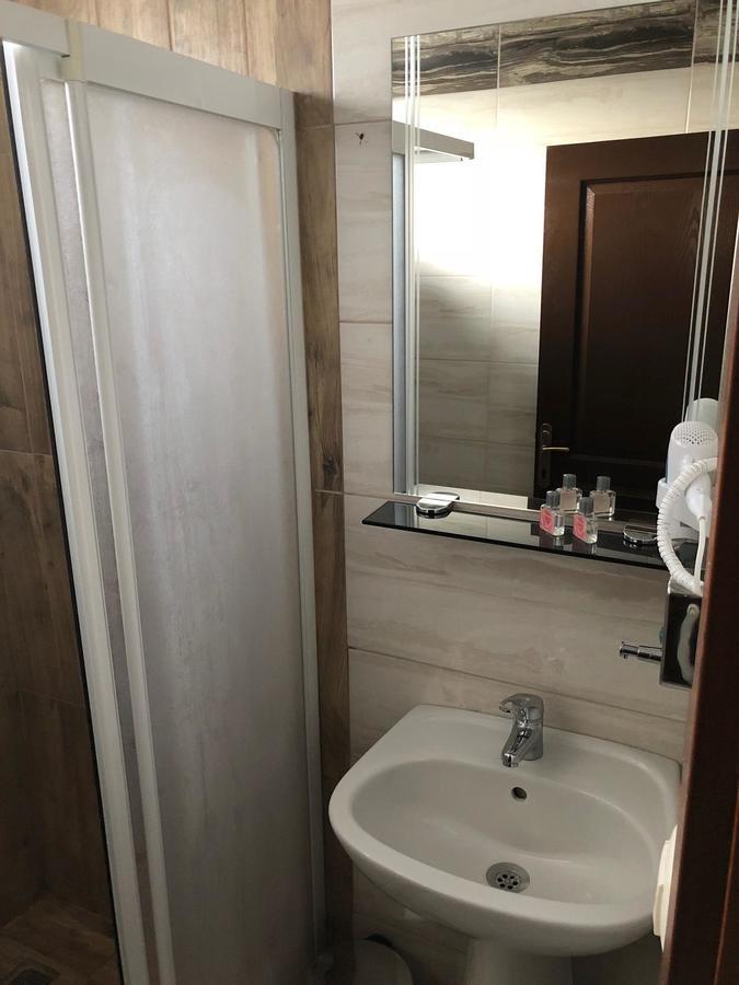 Gulistan Hotel Zara Eksteriør bilde
